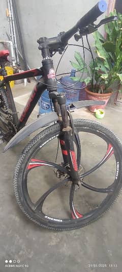 Gare bycicle 28" good condition