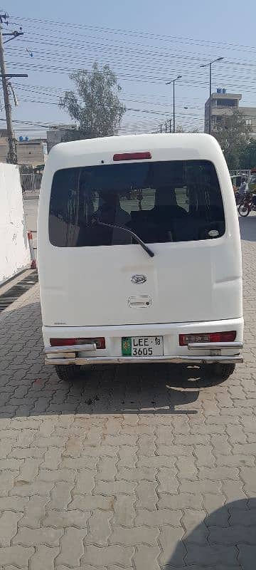 Daihatsu Hijet 2018 1