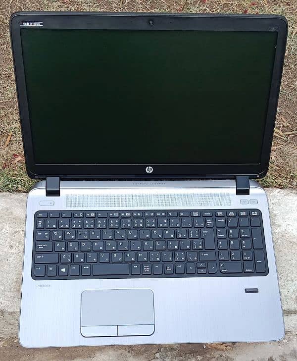 HP 5TH GENERATION ULTRA SLIM NEW CONDITION LAPTOP EVERYTHING OK 2