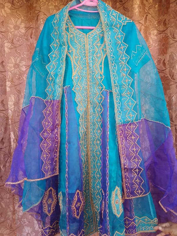 frock & embroidered dupatta & shalwar 0