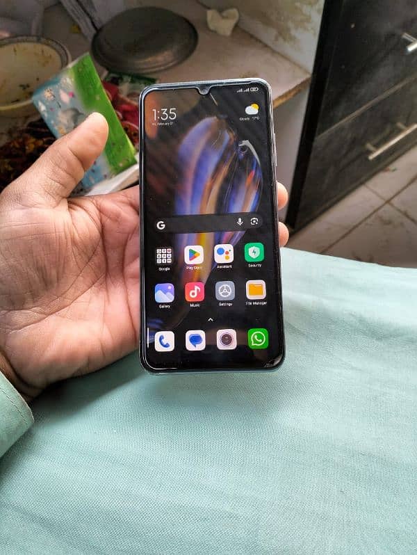 Redmi note 10 4/128 condition 8/10 5