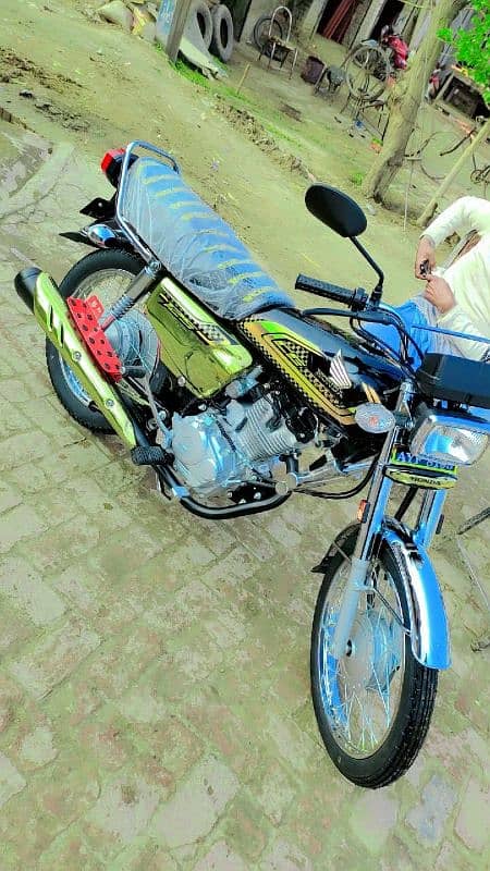 Honda 125 gold edition for sale 1