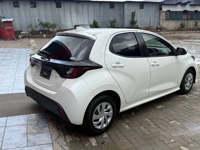 Toyota Yaris 2021 5