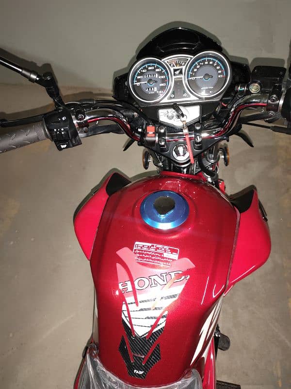 Honda cb150f 5