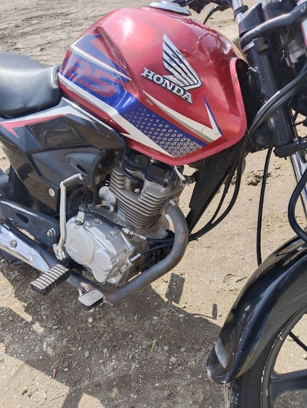 Honda C. B. 125F. 2021 Modal Rawalpindi number. 2