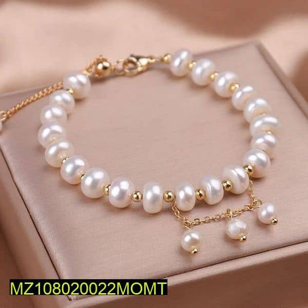 pearl beaded bracelet 0