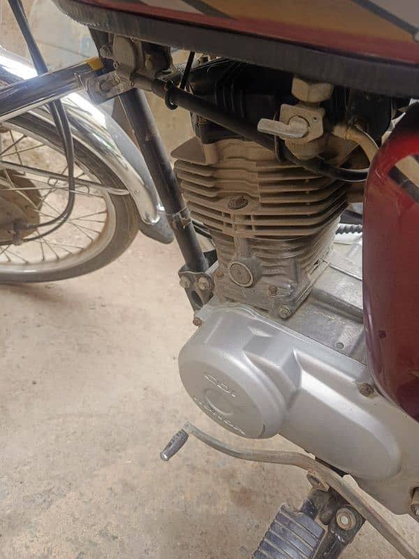 HONDA 125 GENUINE 1