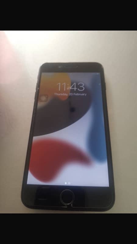 I phone 7plus 128 gb pta aprof for sell arngent call num 03412621654 1