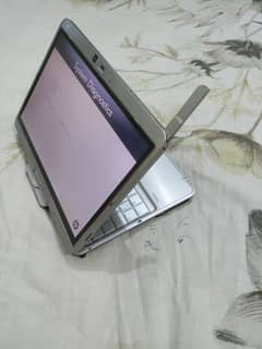 HP i7 2nd (M) generation touch n type