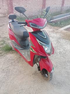 Electric Scooty immaculate condition