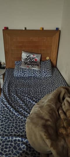 Single Bed With mattres