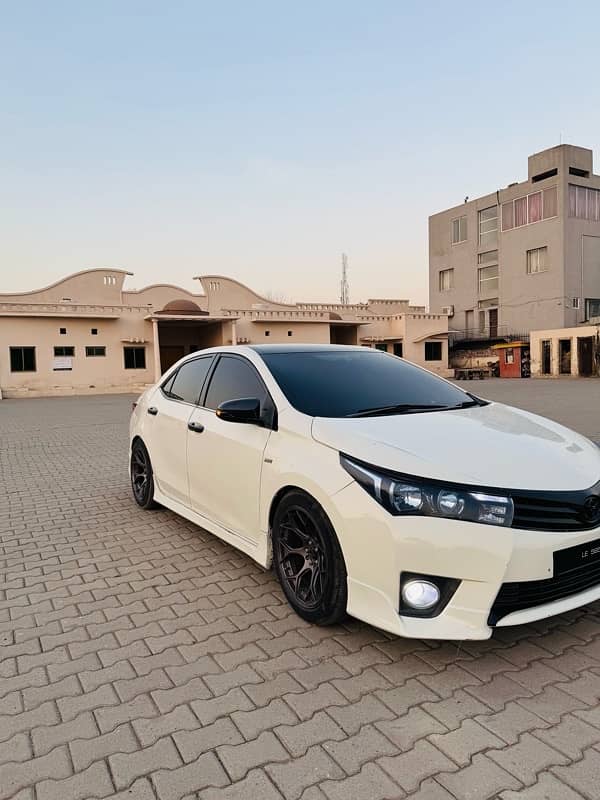 Toyota Corolla GLI 2014 6