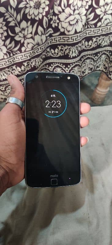 Moto z force 3