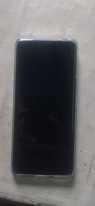 vivo v40e 10/10 condition full warranty 88000 only 0