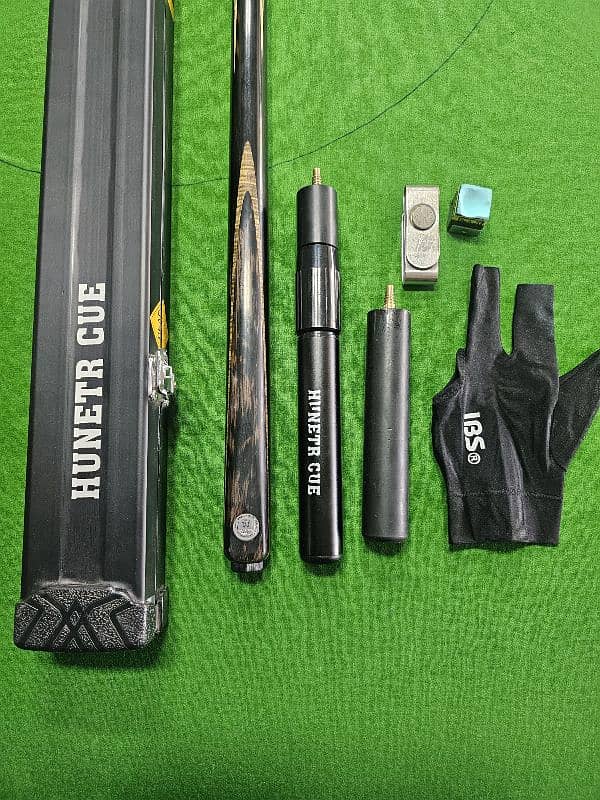 Hunter Ultimate Pro Snooker Cue. with Aluminium  Box And All accessori 3