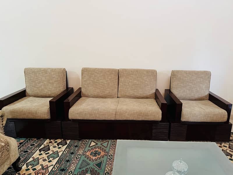 4 Seater Premium Sofa 0