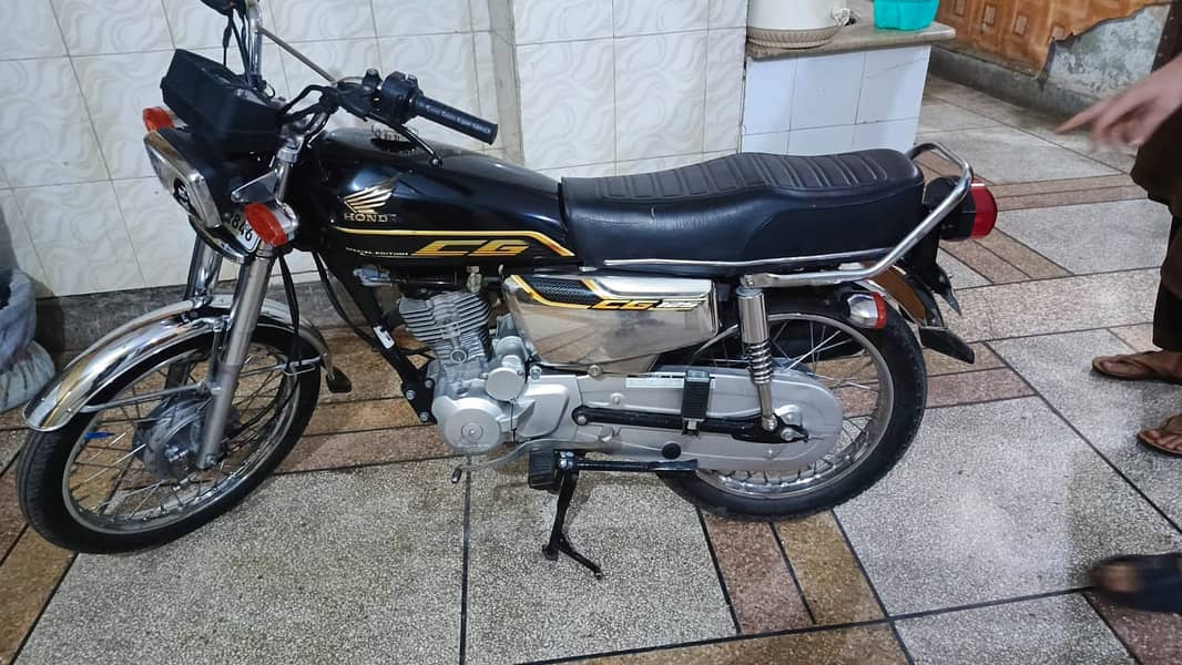 Honda CG 125 Special Edition 2022 Model | Honda in Bikes | CG 125 SE 0