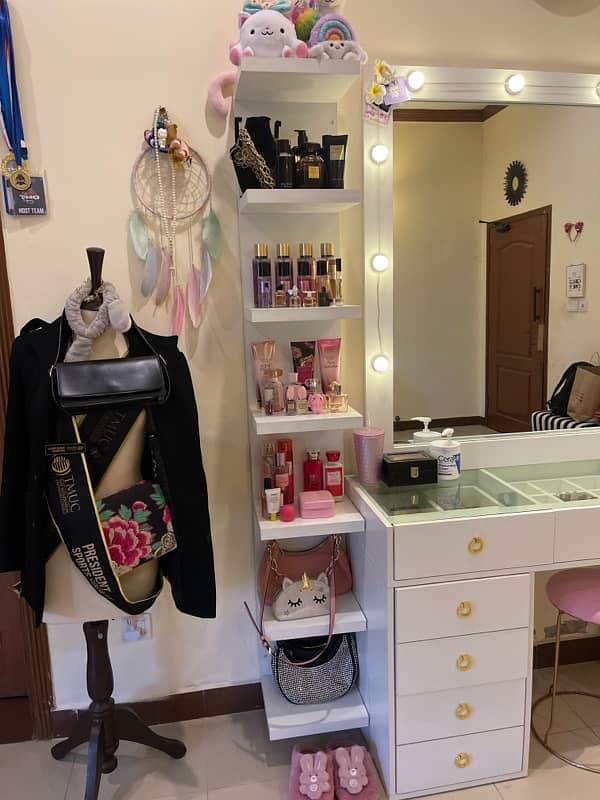 Luxury White Vanity Table with LED Mirror & Storage Drawers for Sale 1