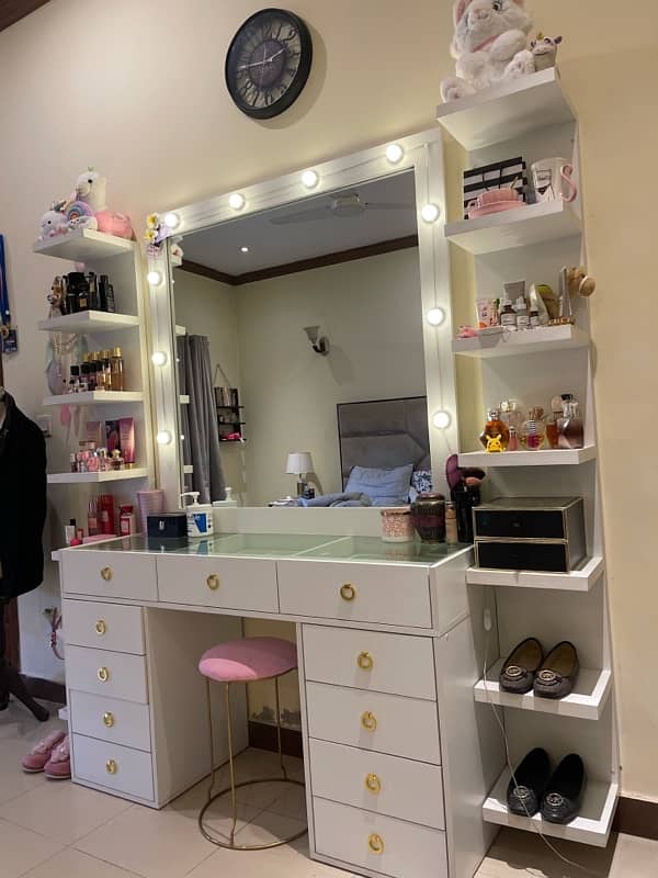 Luxury White Vanity Table with LED Mirror & Storage Drawers for Sale 2