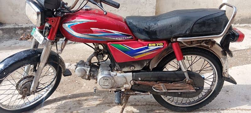 Honda 70 2004 model Gujranwala nambar 1