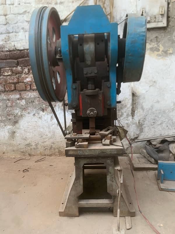 5 Ton power press 0