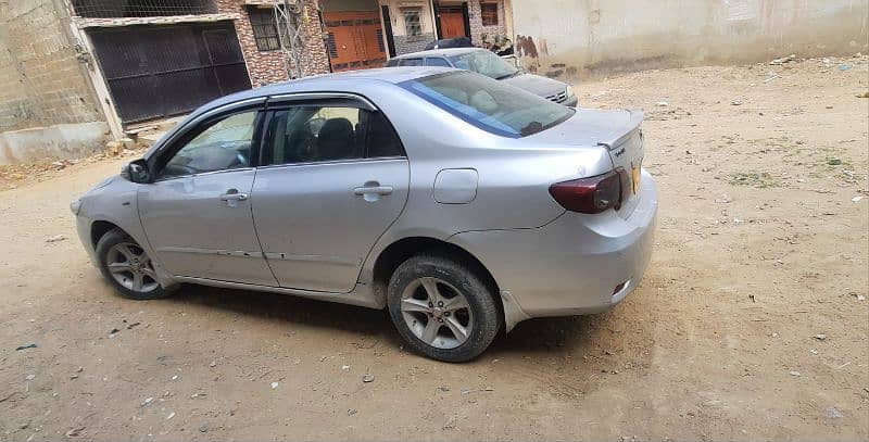 Toyota Corolla XLI 2011 3