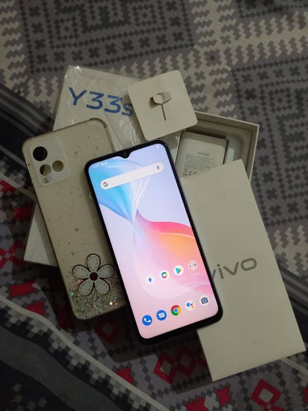 Vivo Y33s 1