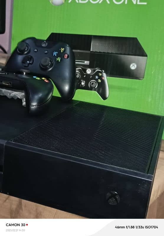 Xbox 1 1TB 6