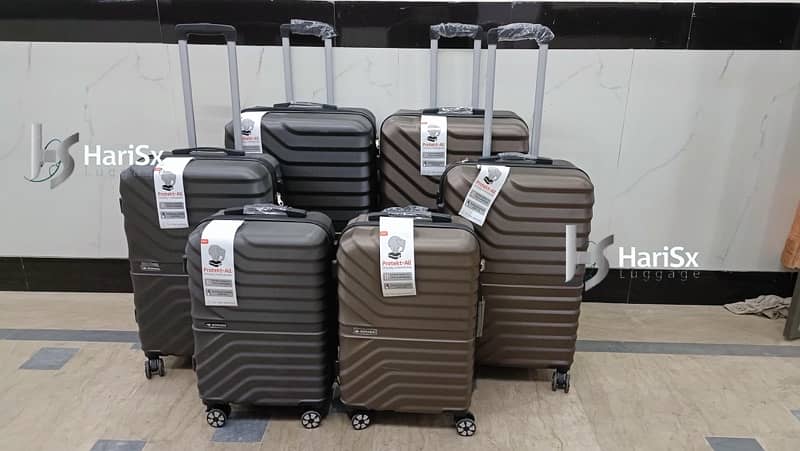 Luggage bags/ travel suitcases/ trolley bags/ travel trolley/ attachi 4