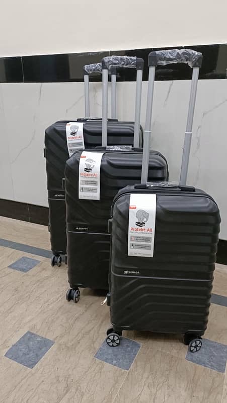 Luggage bags/ travel suitcases/ trolley bags/ travel trolley/ attachi 5