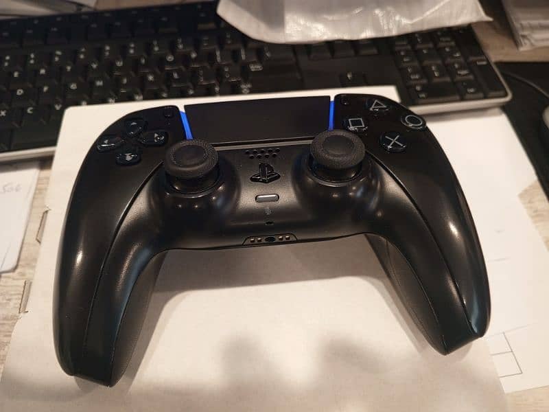 PS5 gaming controller / joystick 0