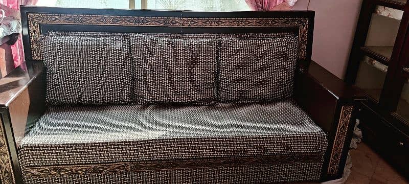 Sofa Set 5 seater 6