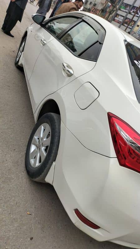 Toyota Corolla GLI automatic 2015 3