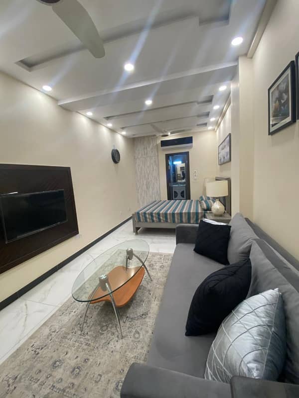 325 Square Feet Flat For Sale In G-15 20