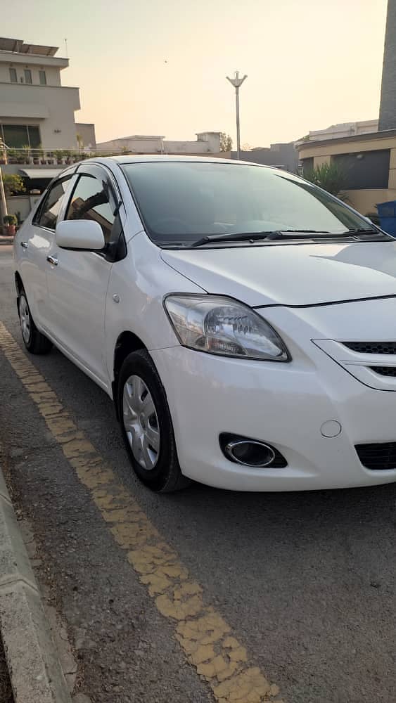 Toyota Belta 2007/2012 original 1300cc better than vitz swift city 4