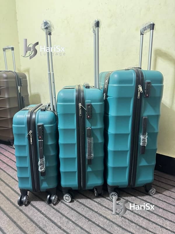 Luggage bags/ travel suitcases/ trolley bags/ travel trolley/ attachi 16