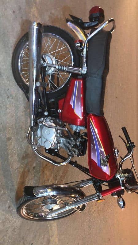 Honda 125 2000 lush condition all Punjab registration 2