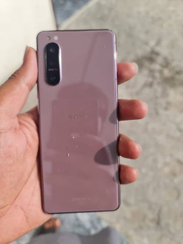 Sony x peria 1