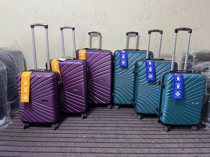 Luggage bags/ travel suitcases/ trolley bags/ travel trolley/ attachi 5