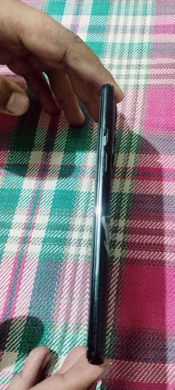 one plus 9 10/10 condition 4