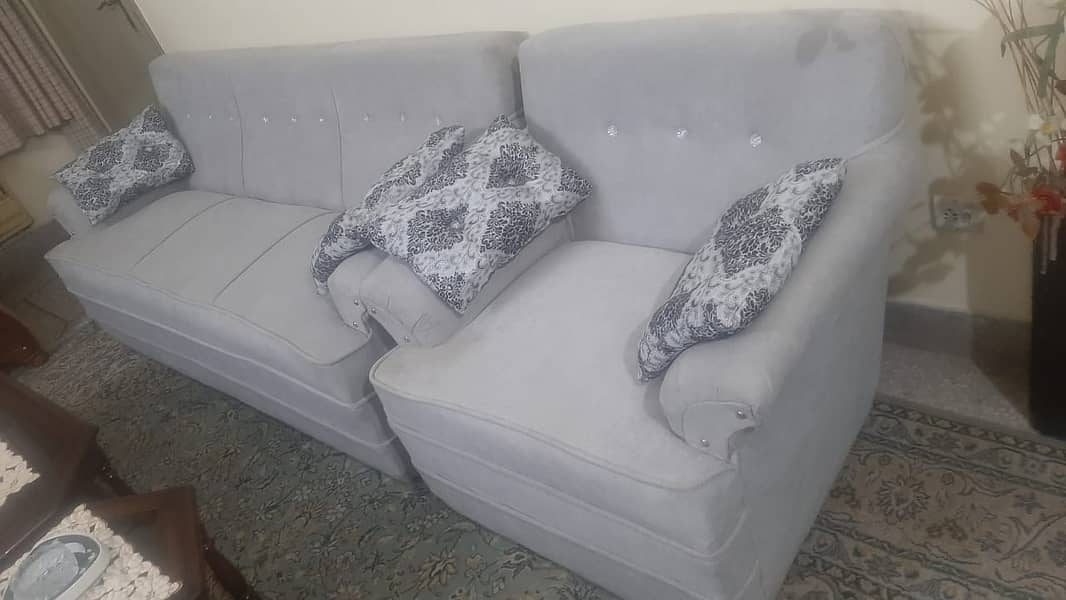 Brand new 7 Seater Sofa set for sale in brand new condition 1