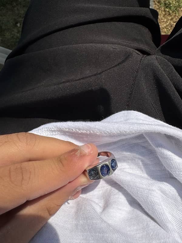 mens pure silver ring with 100% natrual blue sapphires in it 0