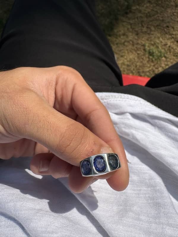 mens pure silver ring with 100% natrual blue sapphires in it 2