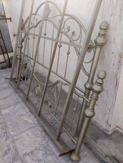 iron bed