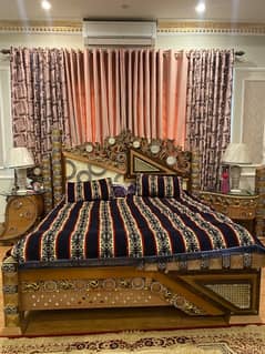 Solid wood king size bed