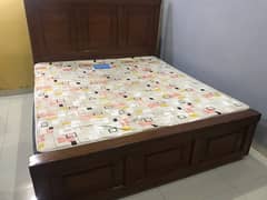 King Size Solid Bed + Diamond Medicated Mattress