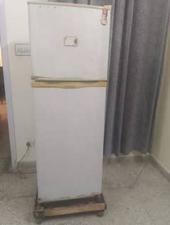 dawlance refrigerator