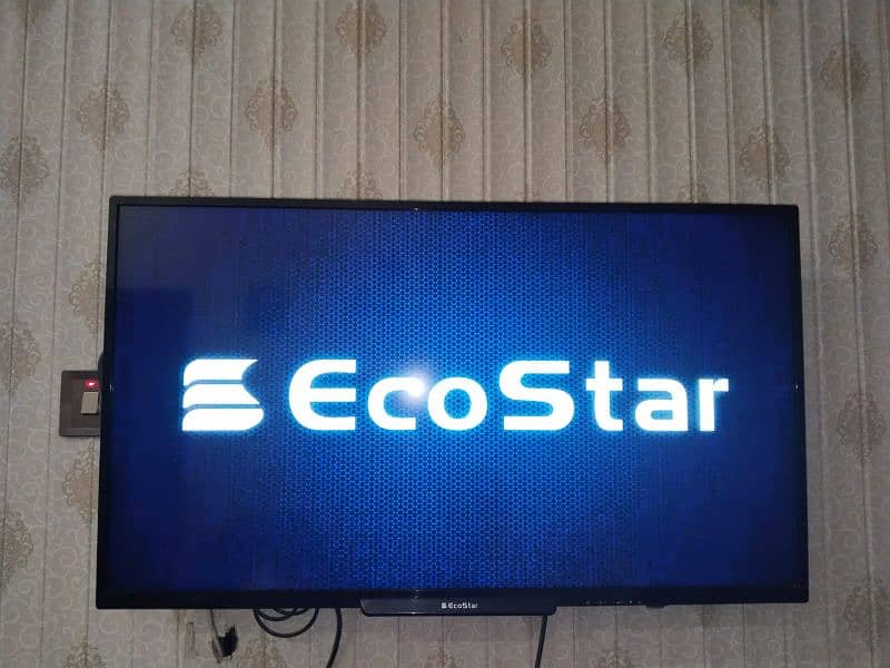 Ecostar LED 40 inch, CX-40U561 0