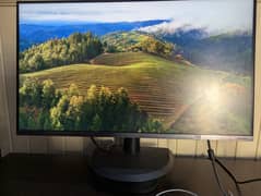 Samsung 32 Inch 4K UHD LCD Monitor for Sale.