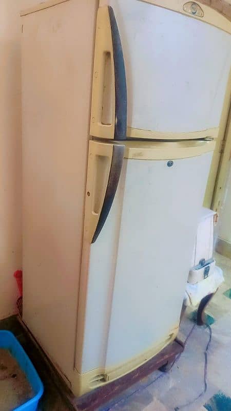 PEL fridge for sale. look like a new 0